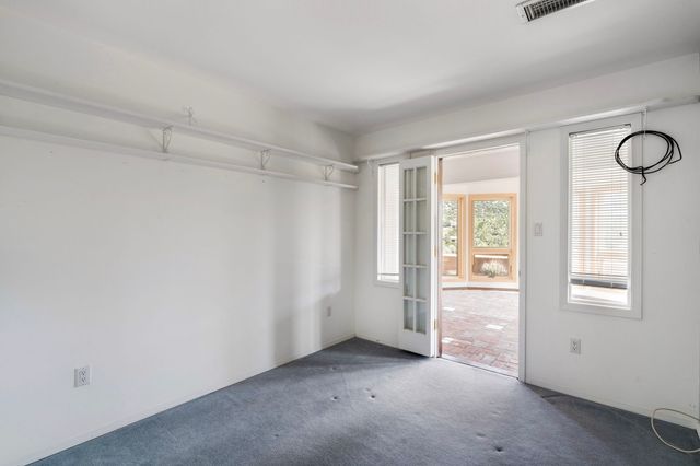 689 Gonzales, Santa Fe, NM 87501