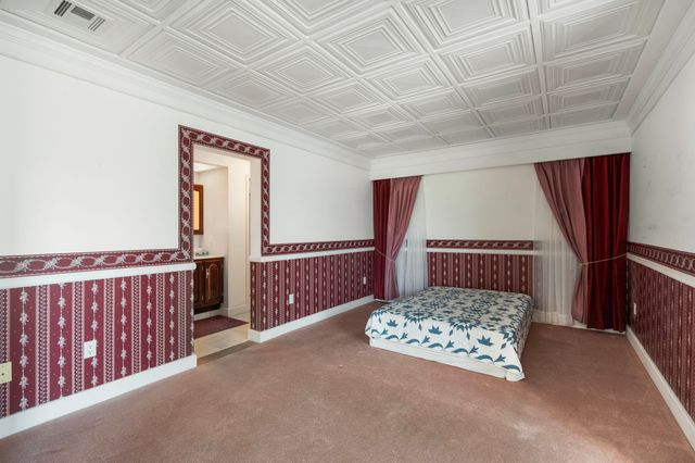 689 Gonzales, Santa Fe, NM 87501