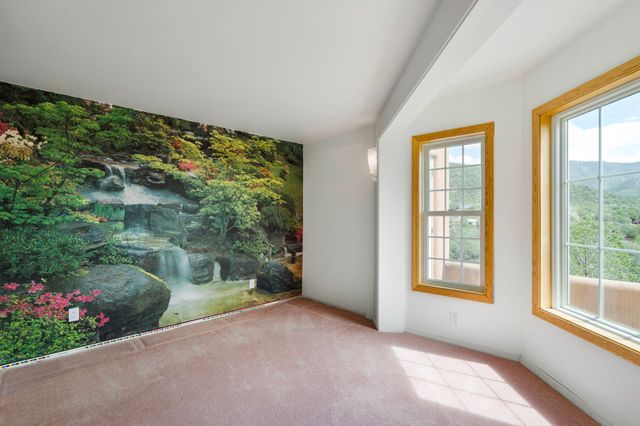 689 Gonzales, Santa Fe, NM 87501