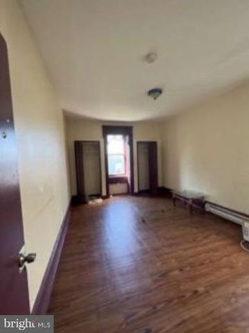 1514 W ERIE AVE, Philadelphia, PA 19140