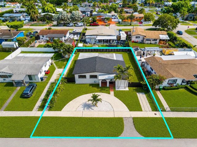 12370 SW 190th Ter, Miami, FL 33177