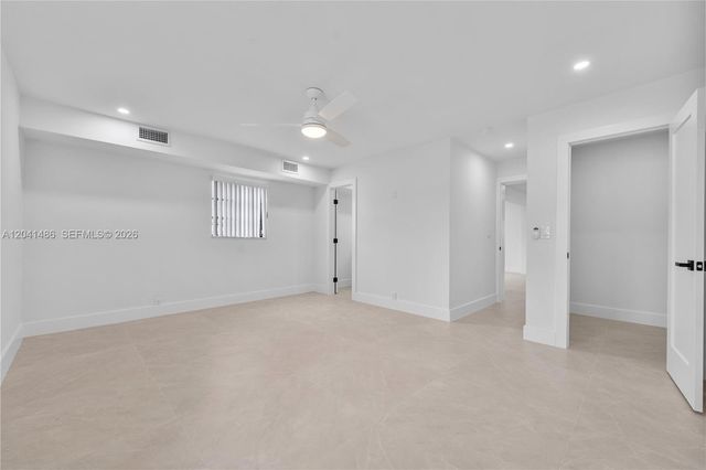 12370 SW 190th Ter, Miami, FL 33177