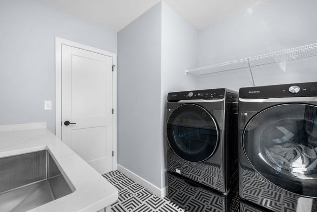 3 Paddington Place, Nashua, NH 03064