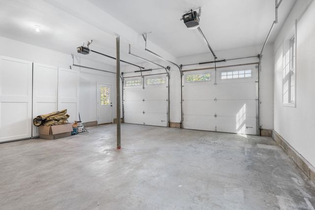 3 Paddington Place, Nashua, NH 03064