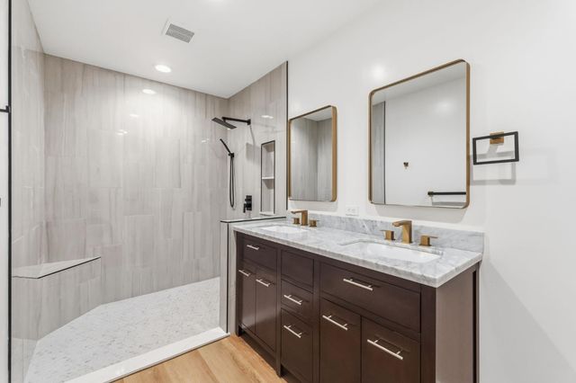 2511 W Barstow Avenue, Fresno, CA 93711