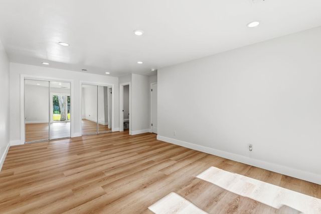 2511 W Barstow Avenue, Fresno, CA 93711