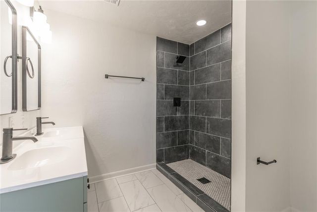 9609 NE 11th Street, Oklahoma City, OK 73130