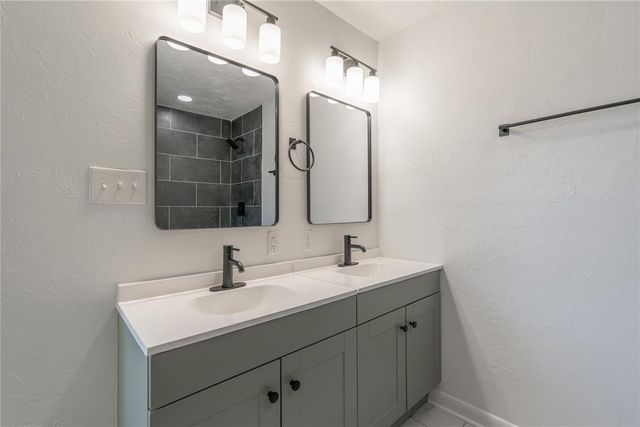 9609 NE 11th Street, Oklahoma City, OK 73130