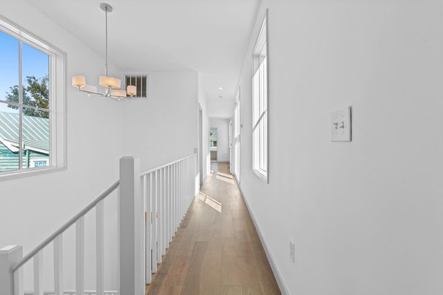 29 Hanover Street, Charleston, SC 29403