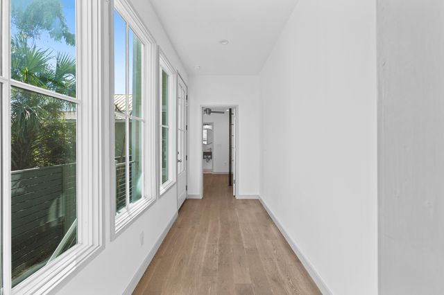 29 Hanover Street, Charleston, SC 29403