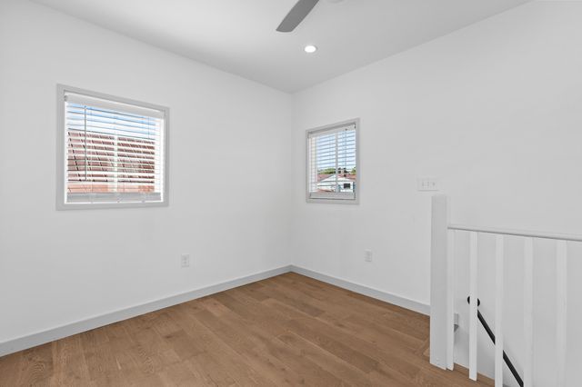 29 Hanover Street, Charleston, SC 29403