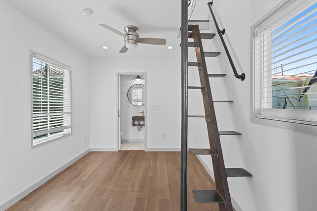 29 Hanover Street, Charleston, SC 29403