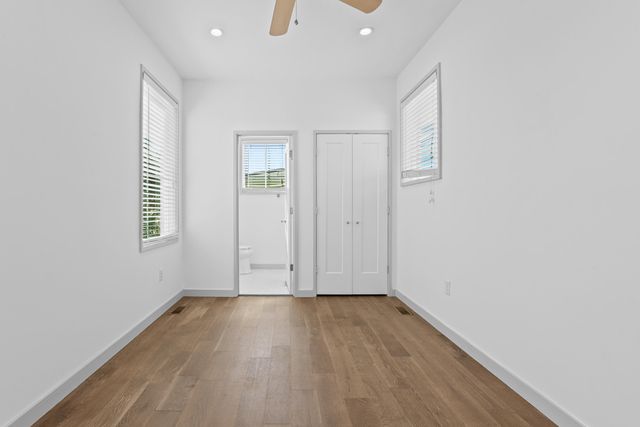 29 Hanover Street, Charleston, SC 29403