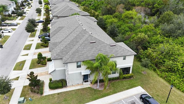 9776 PEMBROOKE PINES DRIVE, Sun City Center, FL 33573