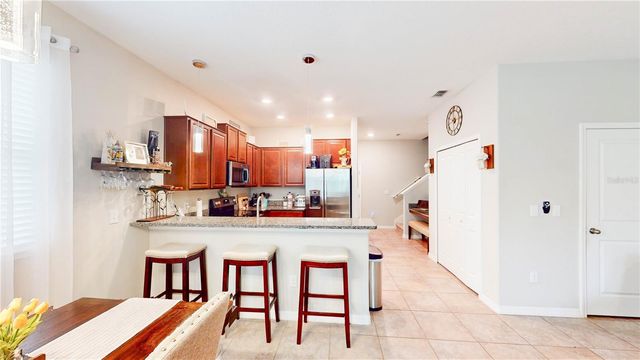 9776 PEMBROOKE PINES DRIVE, Sun City Center, FL 33573