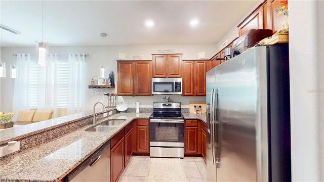 9776 PEMBROOKE PINES DRIVE, Sun City Center, FL 33573