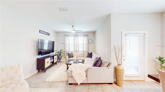 9776 PEMBROOKE PINES DRIVE, Sun City Center, FL 33573