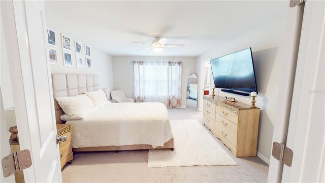 9776 PEMBROOKE PINES DRIVE, Sun City Center, FL 33573