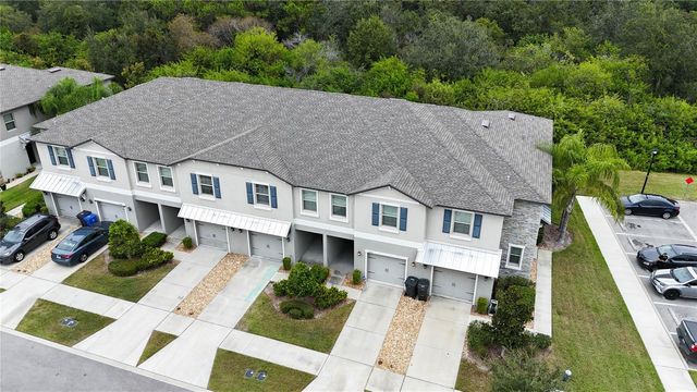 9776 PEMBROOKE PINES DRIVE, Sun City Center, FL 33573