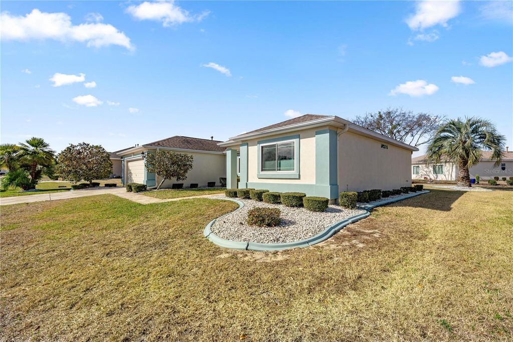 Image 27 of property listing at 14218 SE 88 COURT, Summerfield, FL 34491