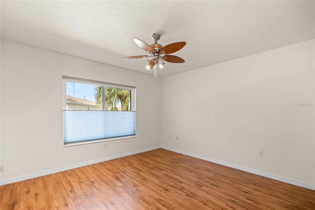 Image 9 of property listing at 14218 SE 88 COURT, Summerfield, FL 34491