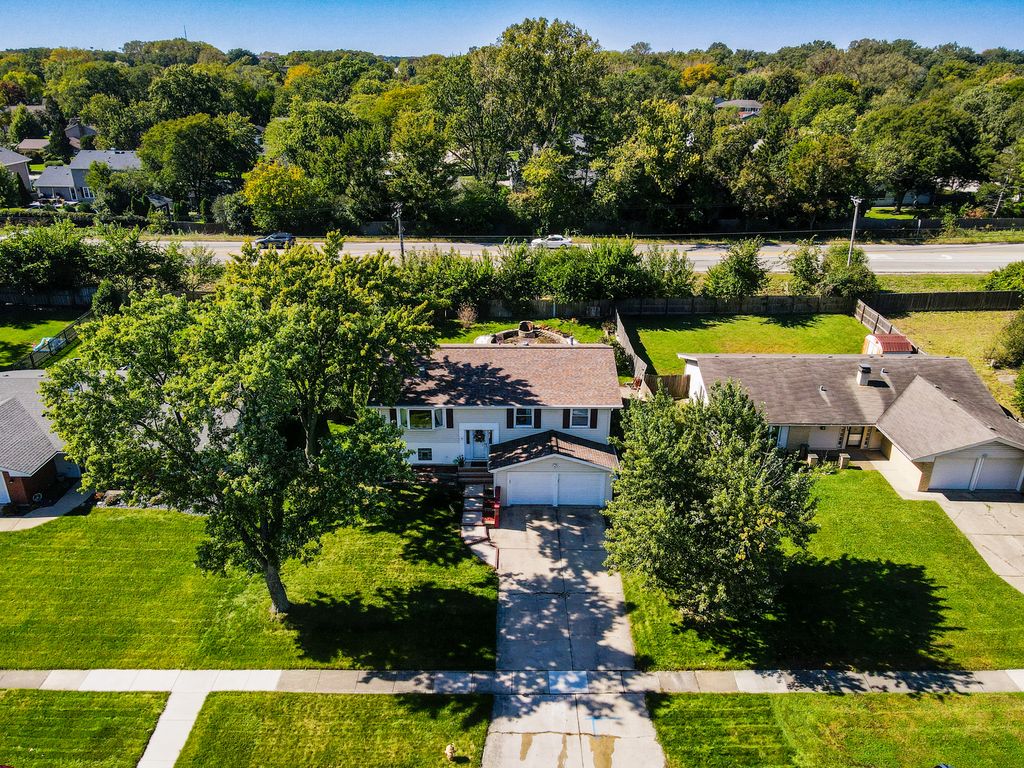 2S068 Churchill Lane, Glen Ellyn, IL 60137 — photo 2