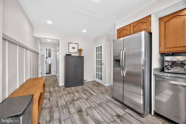 924 PENN AVE, Drexel Hill, PA 19026
