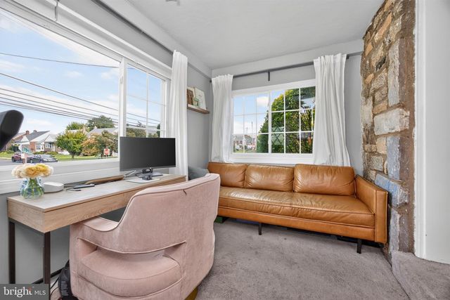 924 PENN AVE, Drexel Hill, PA 19026
