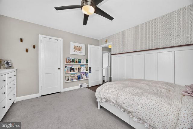 924 PENN AVE, Drexel Hill, PA 19026