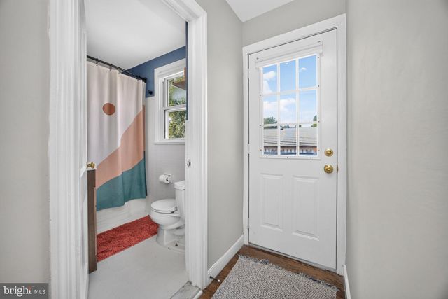 924 PENN AVE, Drexel Hill, PA 19026