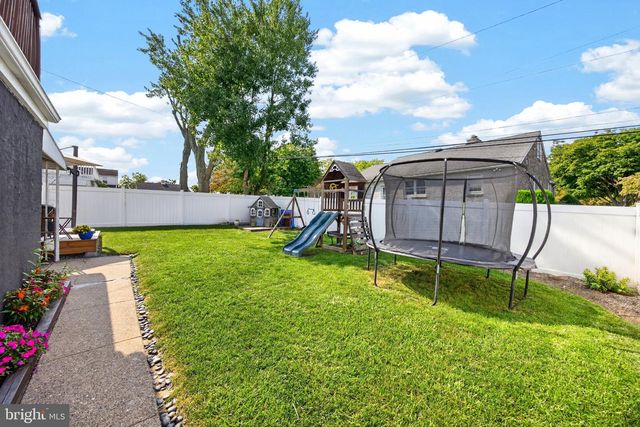924 PENN AVE, Drexel Hill, PA 19026