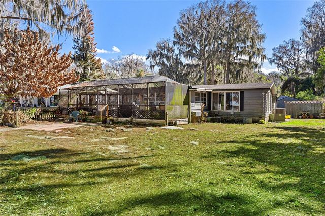 28315 PRIVATE ROAD, Okahumpka, FL 34762