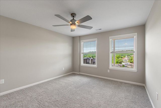 528 Station Drive, 39-102, Ludlow, KY 41016
