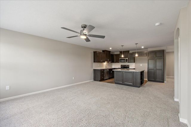 528 Station Drive, 39-102, Ludlow, KY 41016