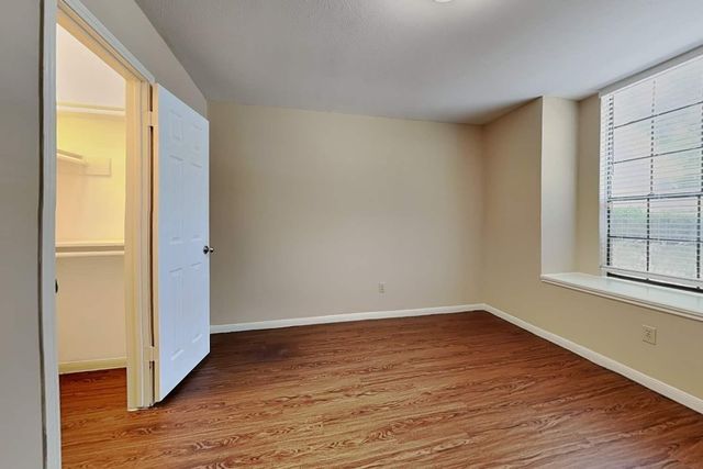 12514 Mill Lane Drive, Houston, TX 77070