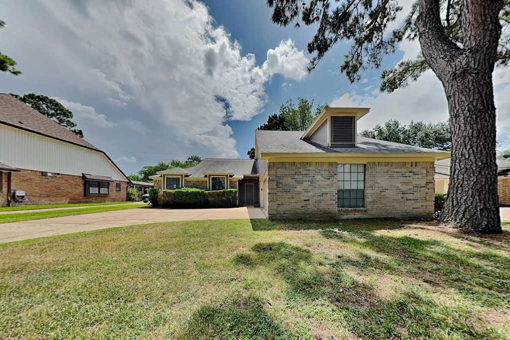 12514 Mill Lane Drive, Houston, TX 77070