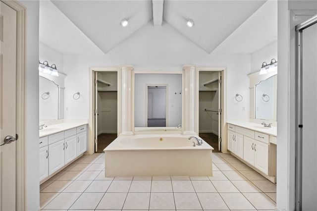4399 Essex Cove, Springdale, AR 72762