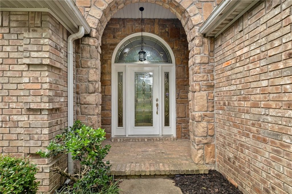4399 Essex Cove, Springdale, AR 72762