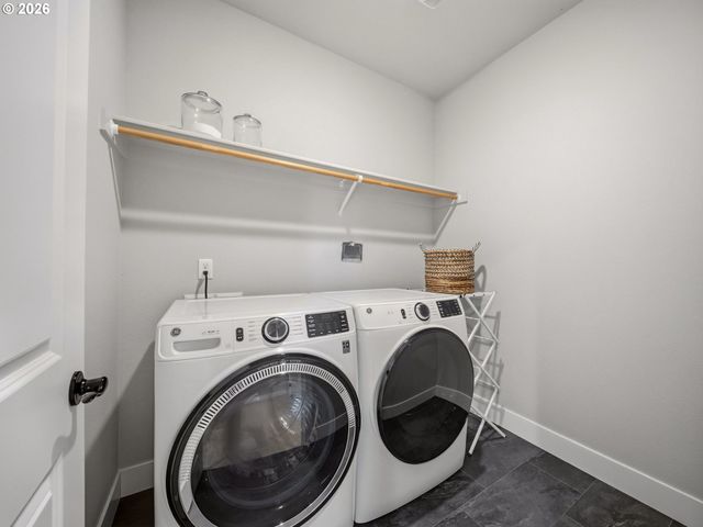 8842 N 3RD Cir, Ridgefield, WA 98642