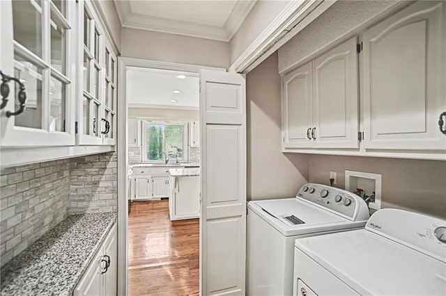 1005 Blueberry Lane, Liberty, MO 64068