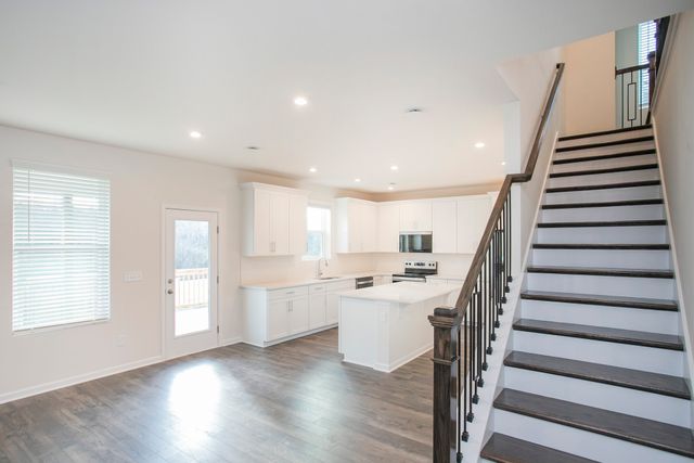 1211 Wallace Way, Hermitage, TN 37076