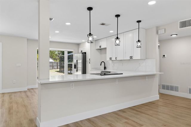 2207 HENNESEN DRIVE, Clearwater, FL 33764