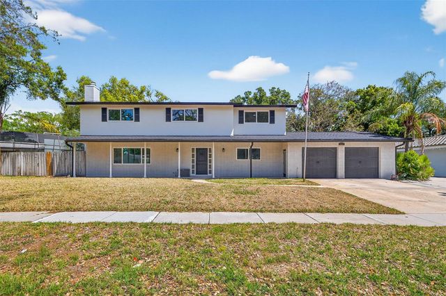 2207 HENNESEN DRIVE, Clearwater, FL 33764