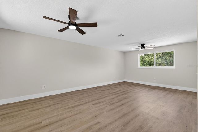 2207 HENNESEN DRIVE, Clearwater, FL 33764