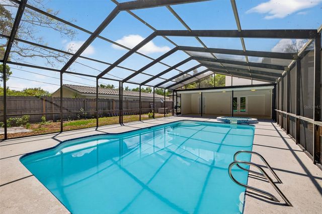 2207 HENNESEN DRIVE, Clearwater, FL 33764