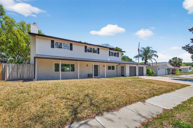 2207 HENNESEN DRIVE, Clearwater, FL 33764