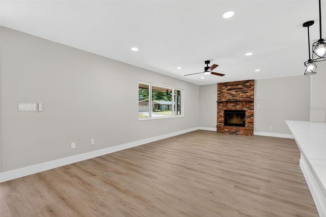 2207 HENNESEN DRIVE, Clearwater, FL 33764