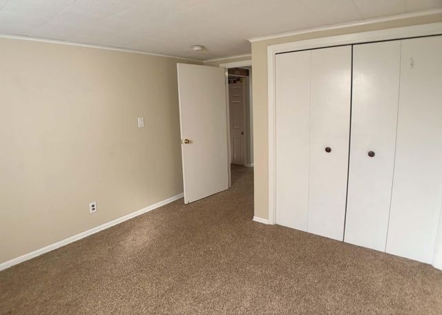 2819 Farrington Street, Roseville, MN 55113