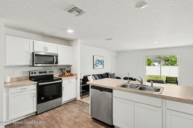 3059 Tivoli Avenue SE, Palm Bay, FL 32909