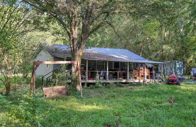 1169 Hidden Valley Road, Livingston, TX 77351
